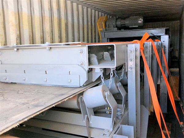 36" W X 18' L (914mm X 5.5m) Belt Conveyor)